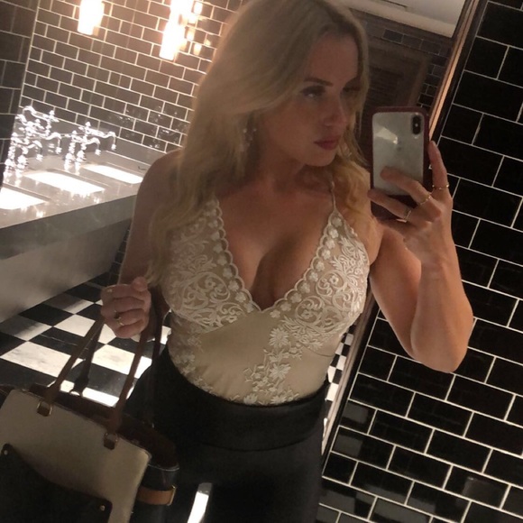 Meet your Posher, Mollie - Picture 2 of 8